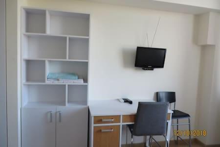 Smart-House Smart Kvartira S Kukhnei Vozle Metro. Κίεβο Εξωτερικό φωτογραφία